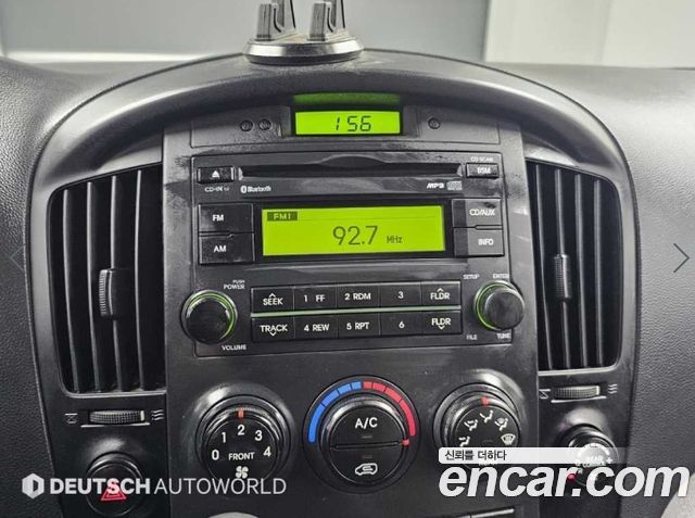 Hyundai Starex 2012 — photo 17