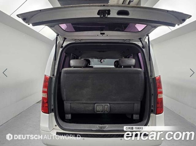Hyundai Starex 2012 — photo 19