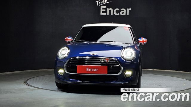 Mini Cooper 2018 — photo 3