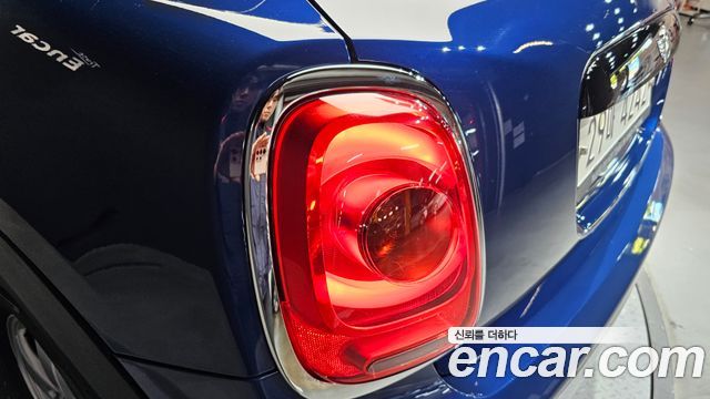 Mini Cooper 2018 — photo 9