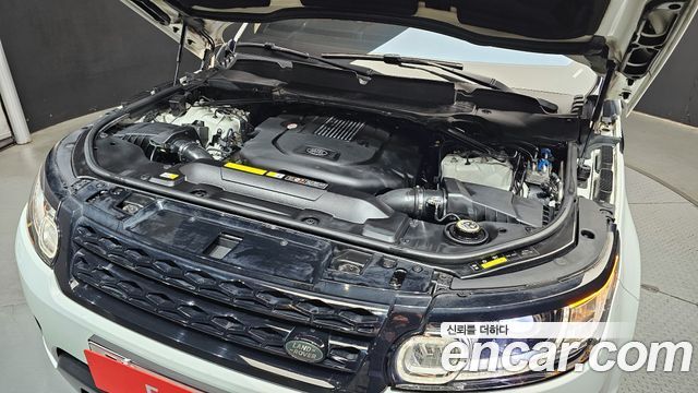 Land Rover Range Rover Sport 2017 — photo 6
