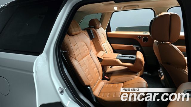 Land Rover Range Rover Sport 2017 — photo 17