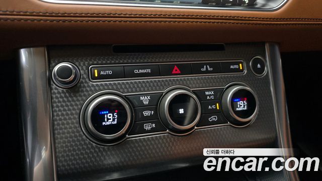 Land Rover Range Rover Sport 2017 — photo 23