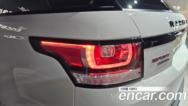 Land Rover Range Rover Sport 2017 — photo 9