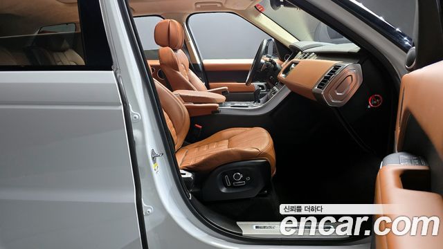 Land Rover Range Rover Sport 2017 — photo 16