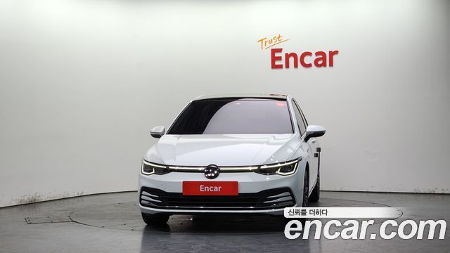 Volkswagen Golf 2024 — photo 3