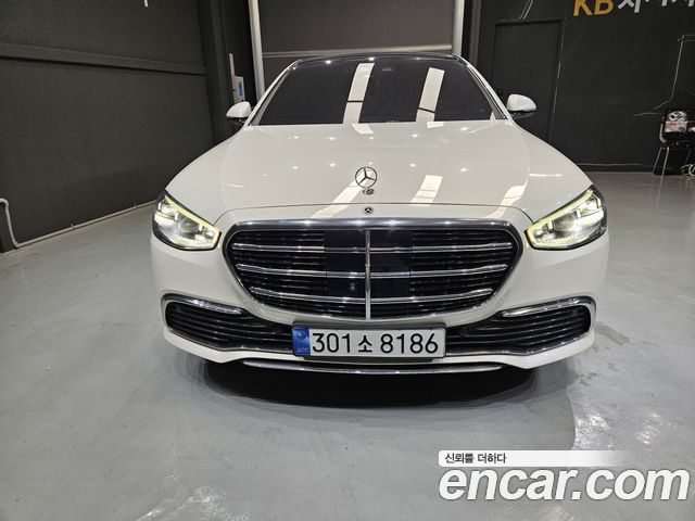 Mercedes-Benz S-Class 2022 — photo 3