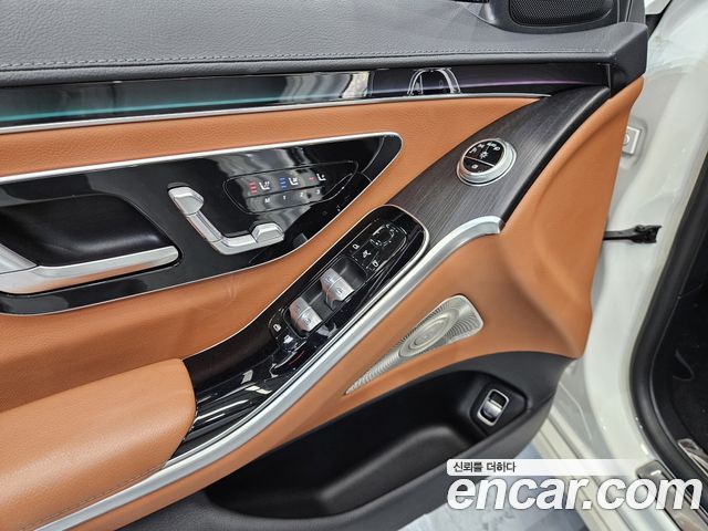 Mercedes-Benz S-Class 2022 — photo 13
