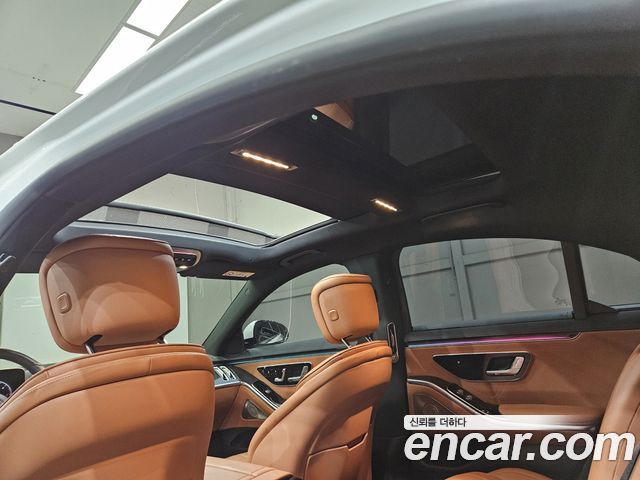 Mercedes-Benz S-Class 2022 — photo 18