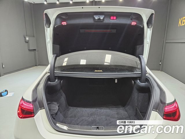 Mercedes-Benz S-Class 2022 — photo 20
