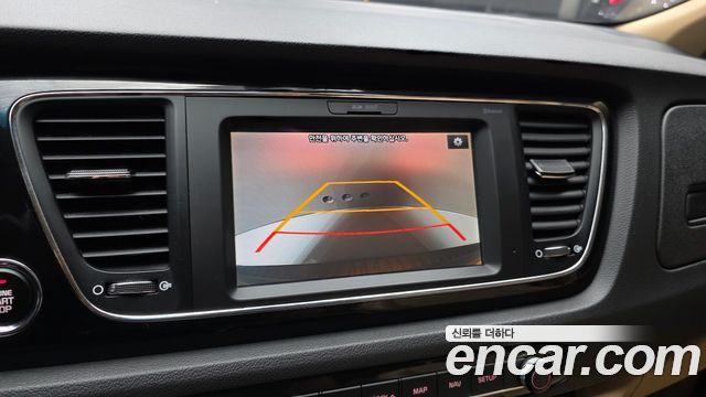Kia Canival 2018 — photo 15