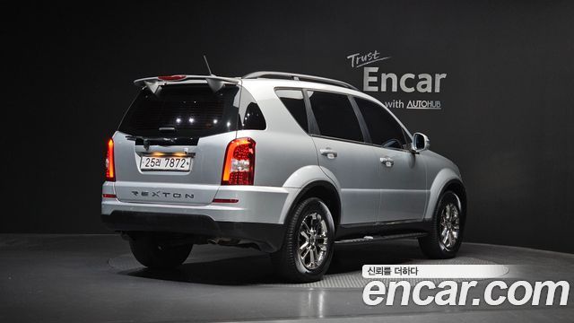 KG Mobility Rexton 2015 — photo 2