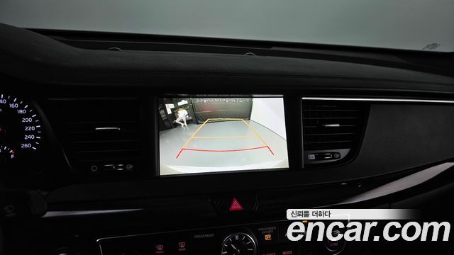 Kia K7 2016 — photo 20