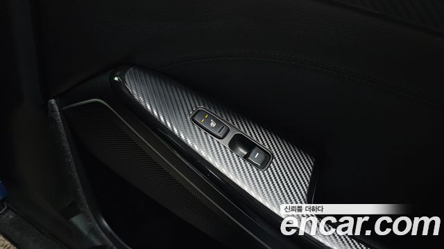 Kia K7 2016 — photo 26