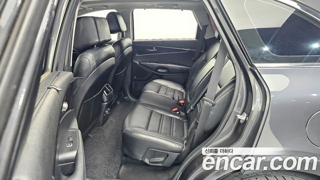Kia Sorento 2015 — photo 11