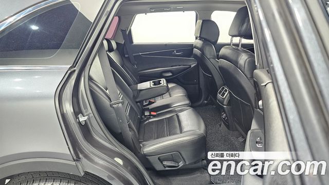 Kia Sorento 2015 — photo 12