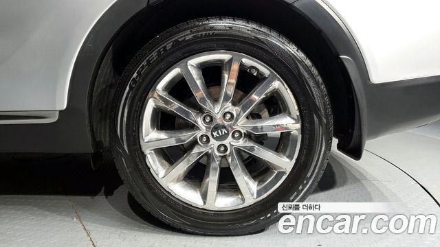 Kia Sorento 2016 — photo 5