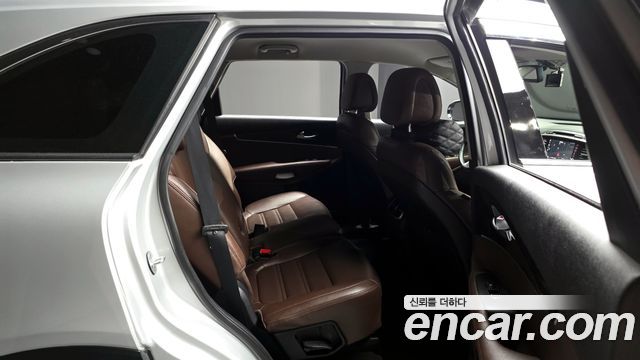 Kia Sorento 2016 — photo 11
