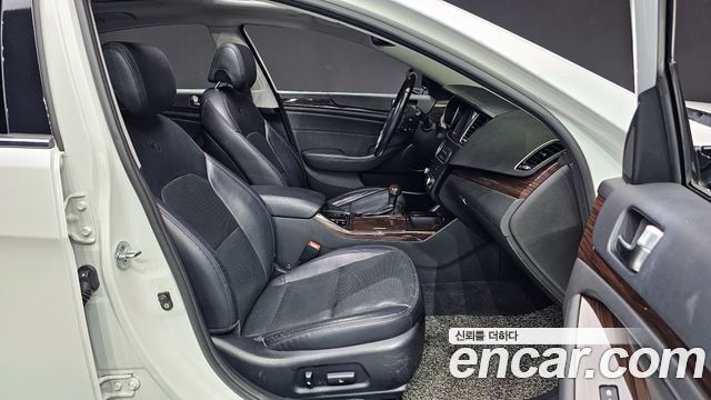 Kia K7 2015 — photo 12