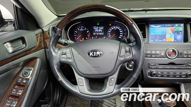 Kia K7 2015 — photo 15