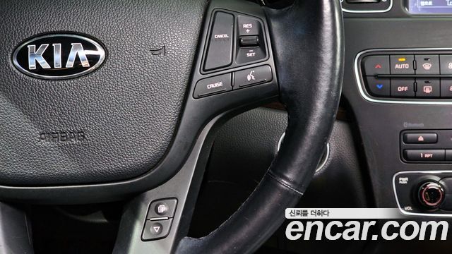 Kia K7 2015 — photo 19