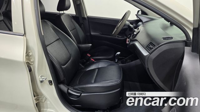 Kia morning 2015 — photo 11
