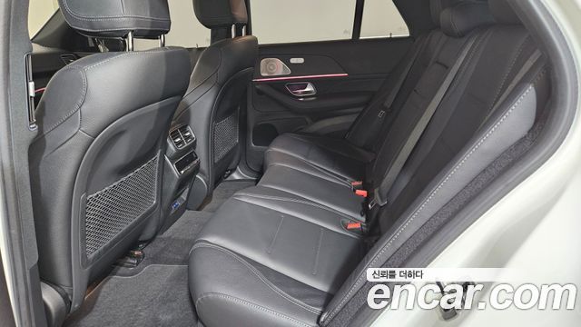 Mercedes-Benz GLE-Class 2024 — photo 10