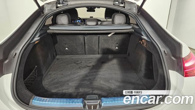 Mercedes-Benz GLE-Class 2024 — photo 11