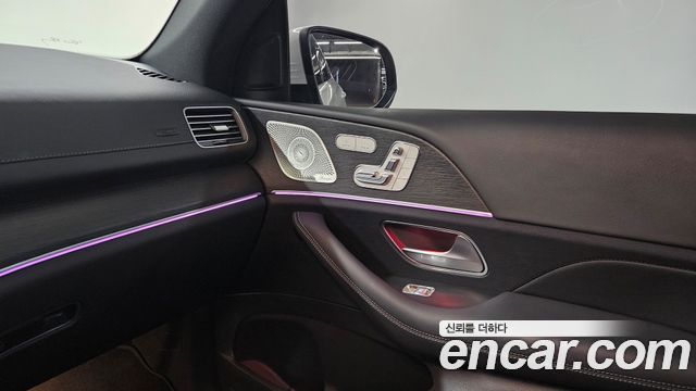 Mercedes-Benz GLE-Class 2024 — photo 13