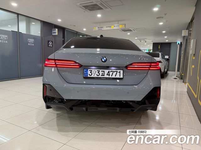 BMW 5-Series 2024 — photo 4
