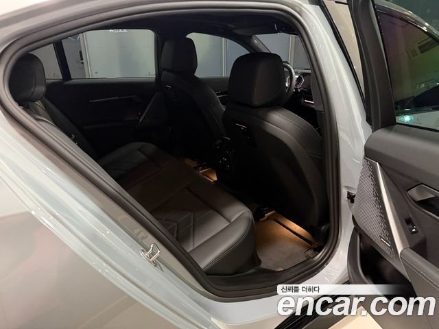 BMW 5-Series 2024 — photo 12