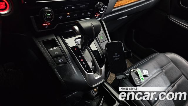 Honda CR-V 2019 — photo 12