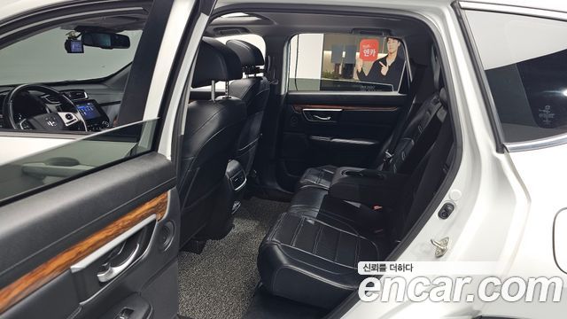 Honda CR-V 2019 — photo 18