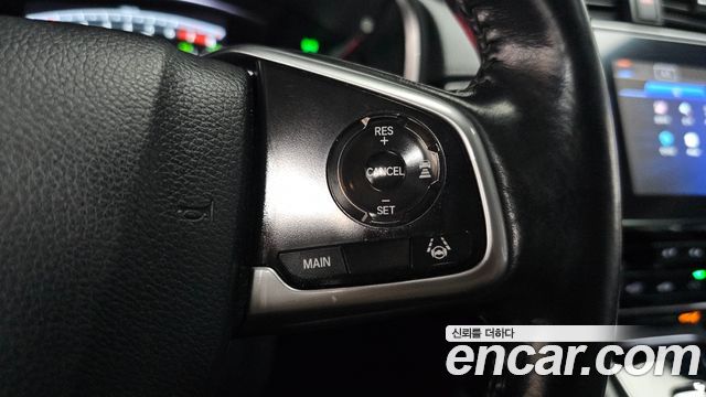 Honda CR-V 2019 — photo 24