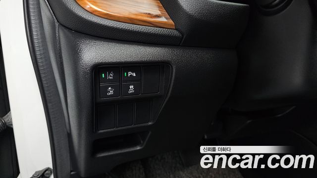 Honda CR-V 2019 — photo 25
