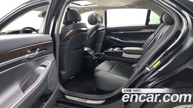 Genesis G90 2021 — photo 18