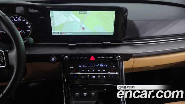 Kia Canival 2023 — photo 18