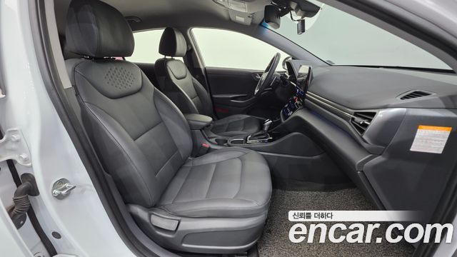 Hyundai Ioniq 2020 — photo 10