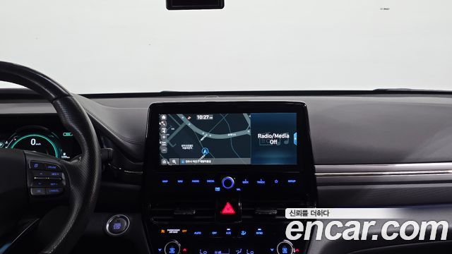 Hyundai Ioniq 2020 — photo 16