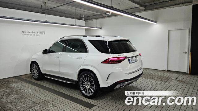 Mercedes-Benz GLE-Class 2025 — photo 2