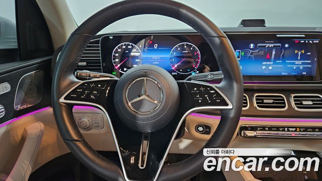Mercedes-Benz GLE-Class 2025 — photo 20