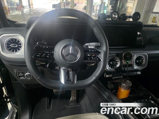 Mercedes-Benz G-Class 2025 — photo 6