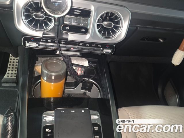 Mercedes-Benz G-Class 2025 — photo 7