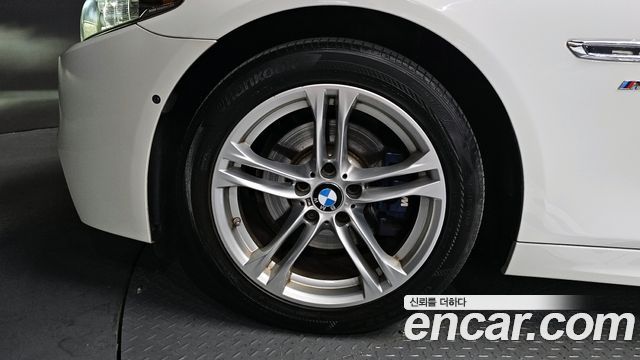 BMW 5-Series 2016 — photo 5