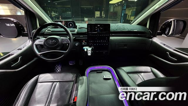Hyundai Staria 2023 — photo 10
