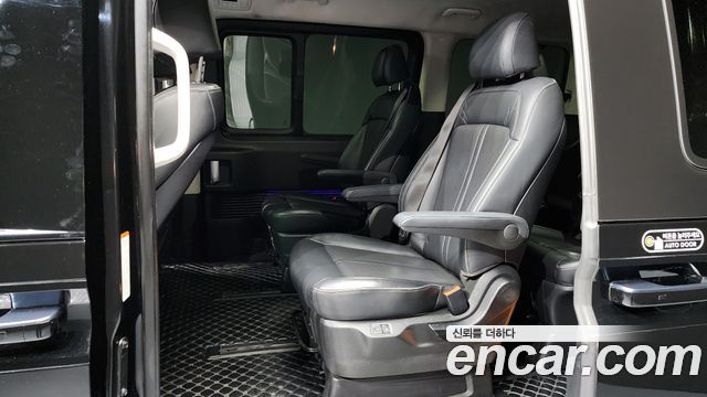 Hyundai Staria 2023 — photo 17