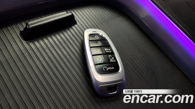 Hyundai Staria 2023 — photo 24