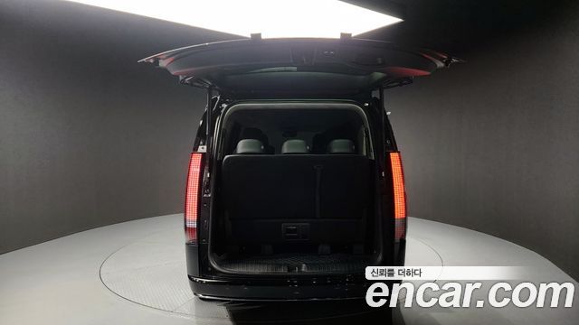 Hyundai Staria 2023 — photo 26