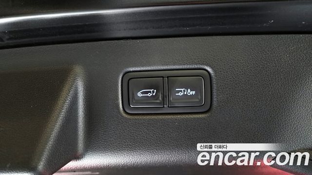 Hyundai Staria 2023 — photo 27