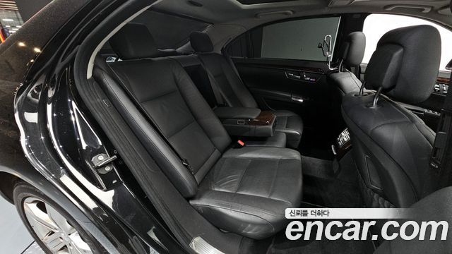 Mercedes-Benz S-Class 2010 — photo 11